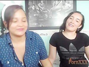 Latina-Lesbian-Roly-play-Sisters (18)